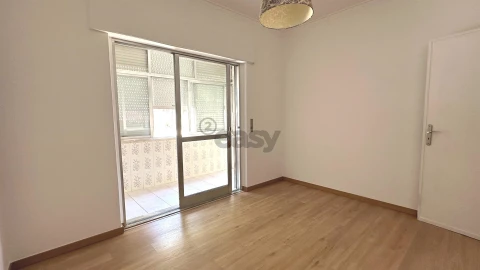 Apartamento T3 para Venda em Odivelas