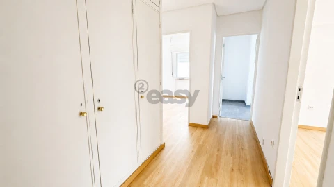 Apartamento T3 para Venda em Odivelas