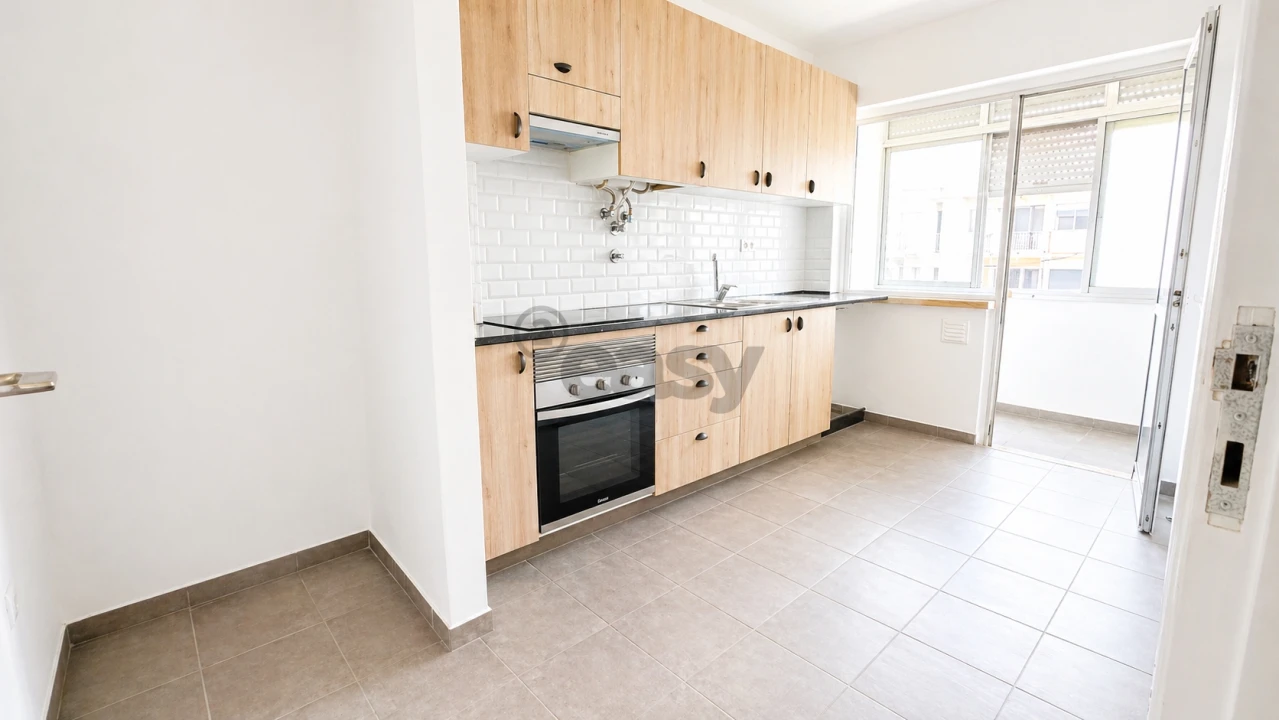 Apartamento T3 para Venda em Odivelas Foto 5