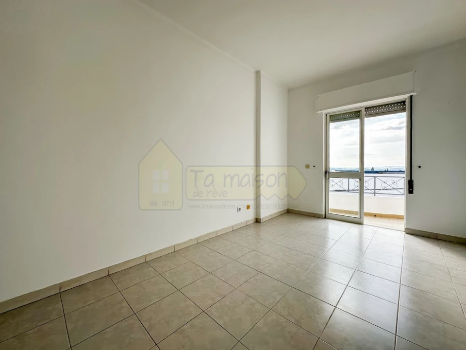 Apartamento T3 para Venda em Loule (São Clemente) Foto 15