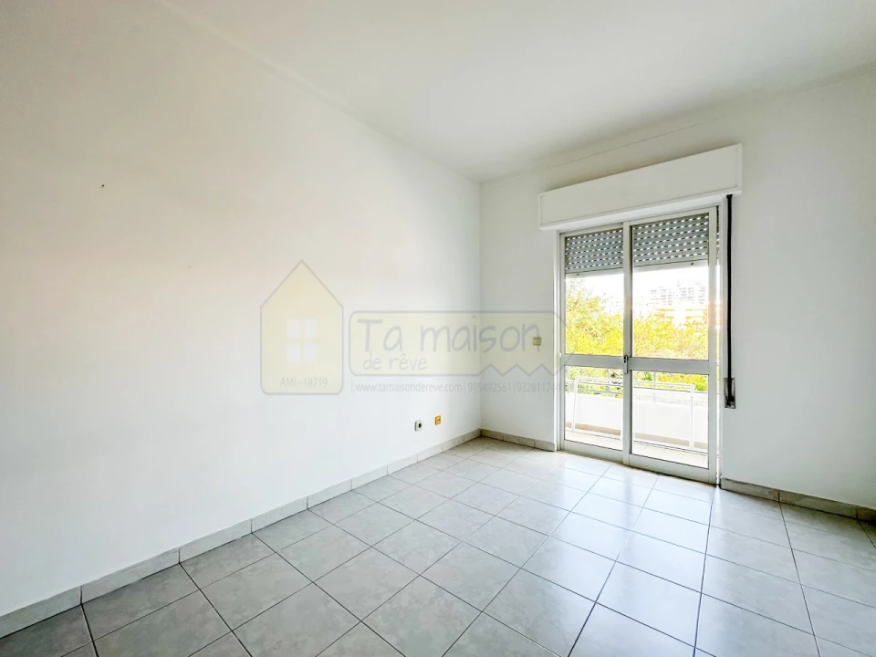 Apartamento T3 para Venda em Loule (São Clemente) Foto 18