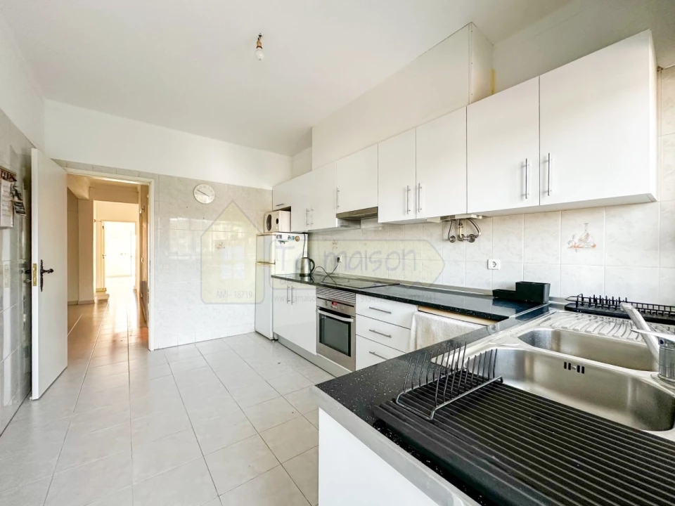 Apartamento T3 para Venda em Loule (São Clemente) Foto 23