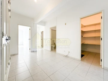Apartamento T3 para Venda em Loule (São Clemente)