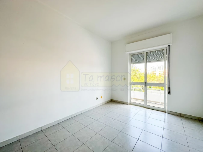 Apartamento T3 para Venda em Loule (São Clemente) Foto 18