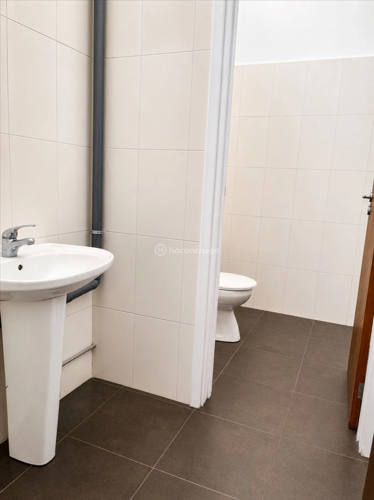 Armazém para Arrendamento em Manhente Foto 4