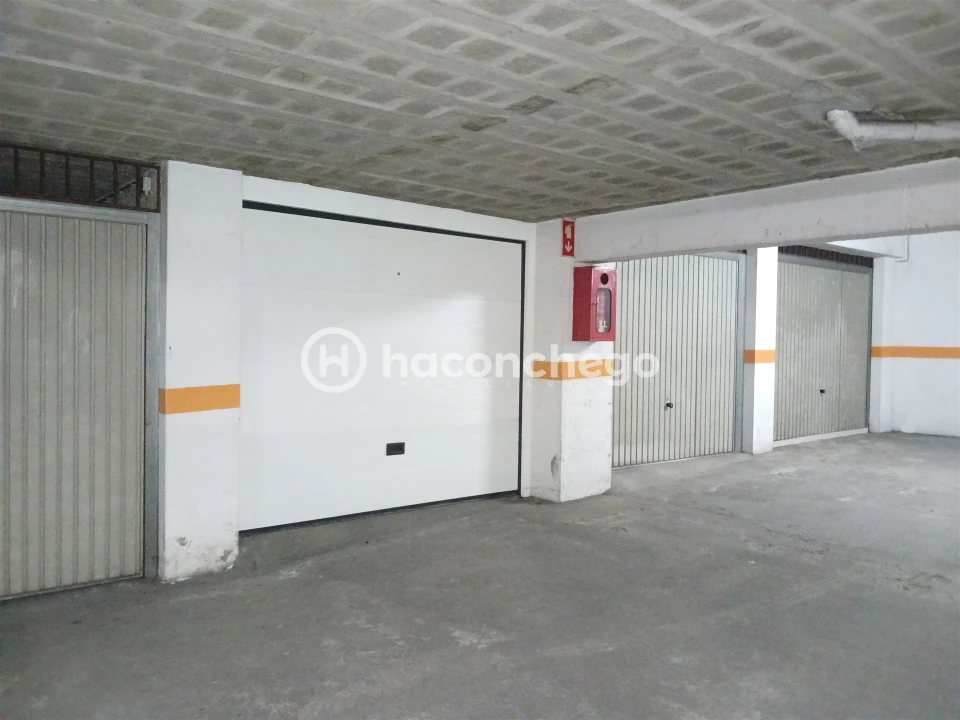 Apartamento T3 para Arrendamento em Arcozelo Foto 24