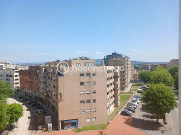 Apartamento T3 para Arrendamento em Arcozelo