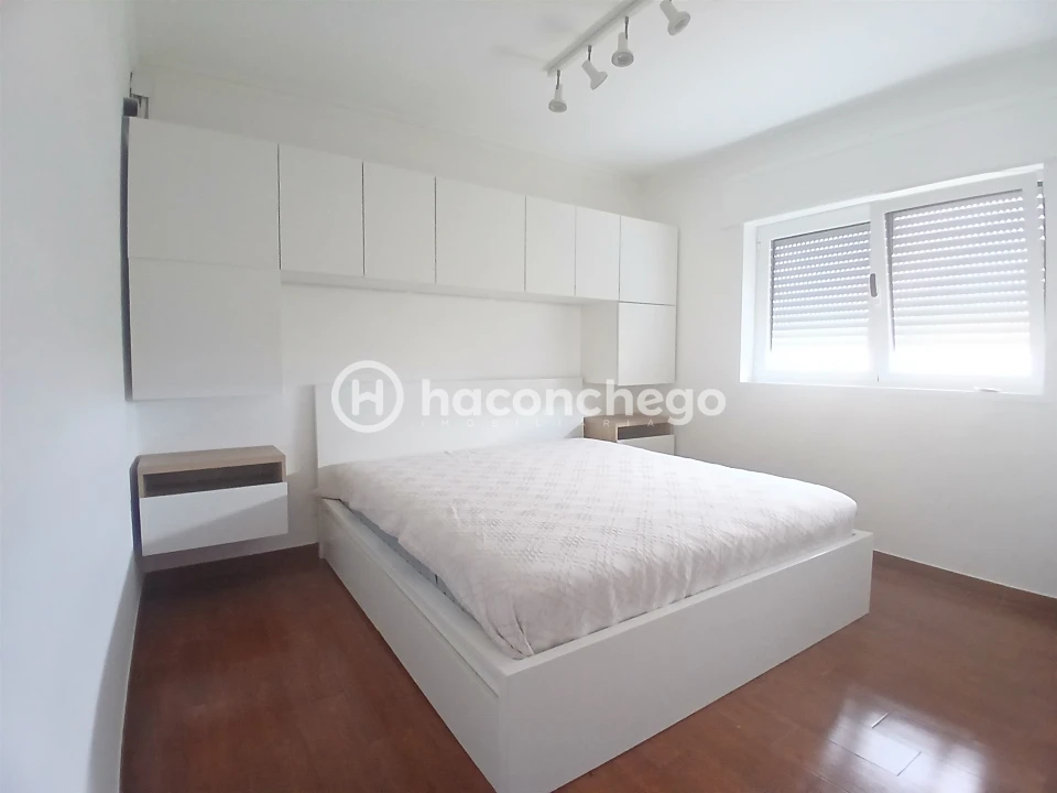 Apartamento T3 para Arrendamento em Arcozelo Foto 16