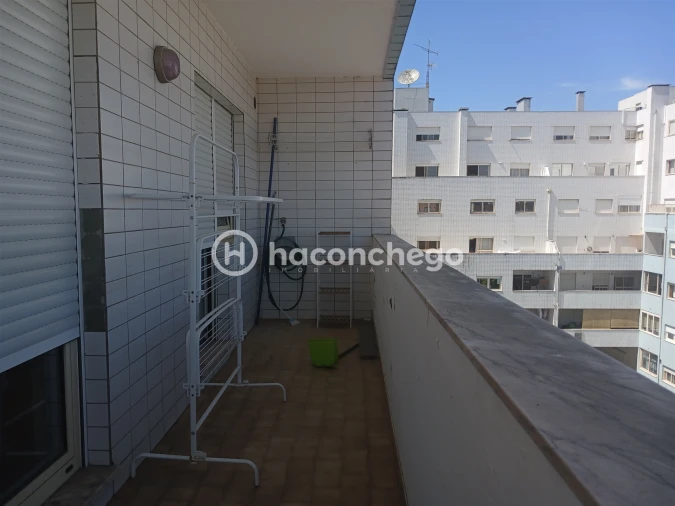 Apartamento T3 para Arrendamento em Arcozelo Foto 19