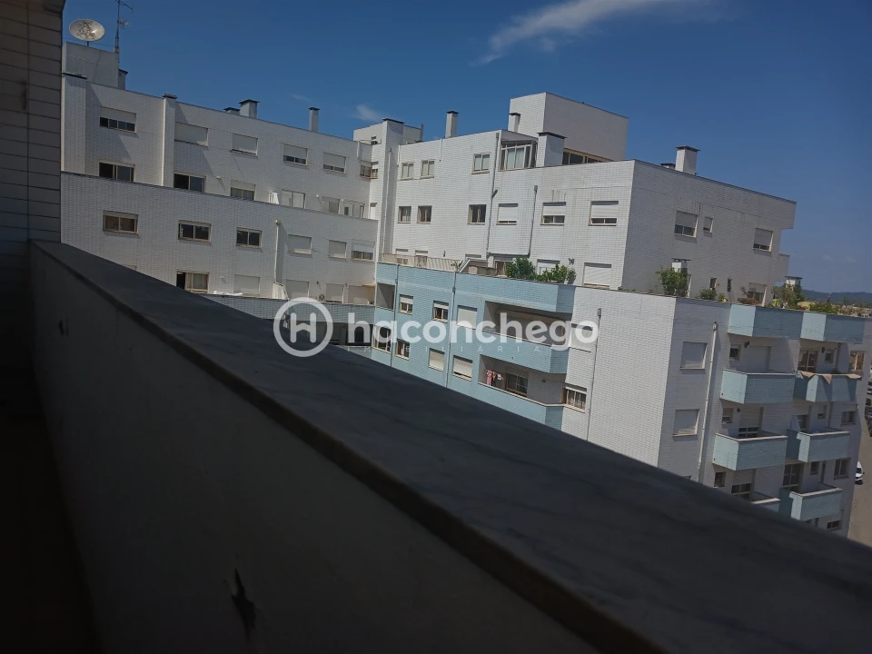 Apartamento T3 para Arrendamento em Arcozelo Foto 23