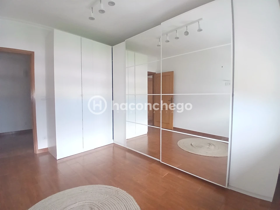 Apartamento T3 para Arrendamento em Arcozelo Foto 11