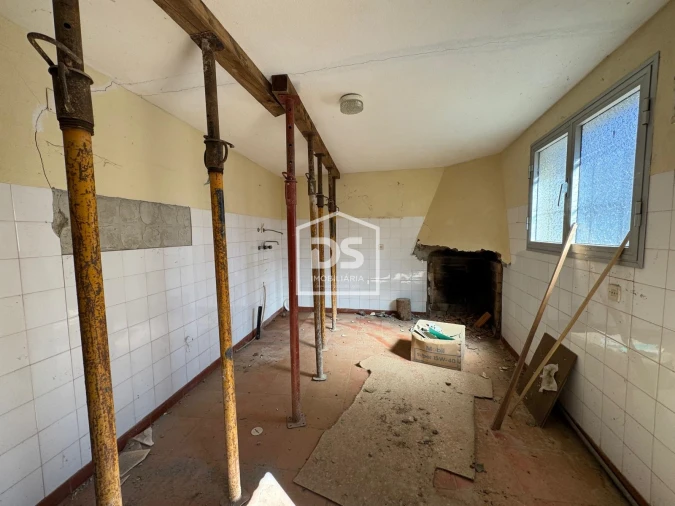 Moradia T0 para Venda em Quintas de São Bartolomeu Foto 3