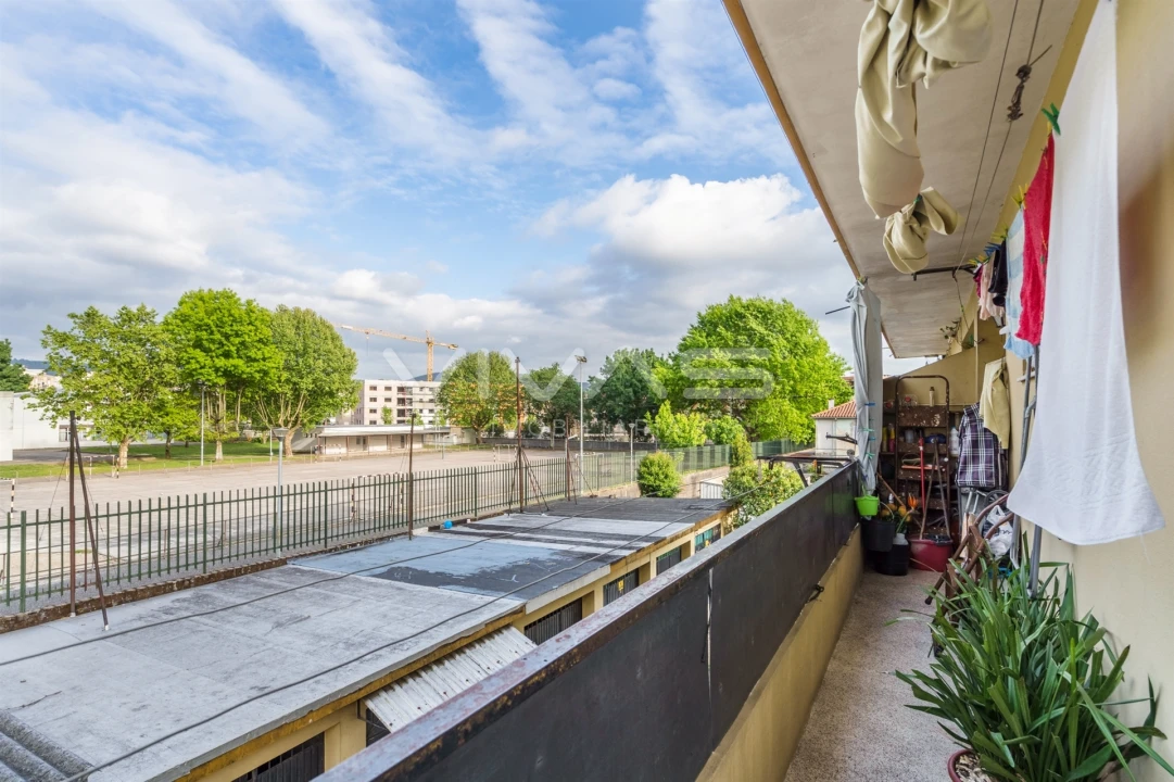 Apartamento T3 para Venda em Ferreiros e Gondizalves Foto 12
