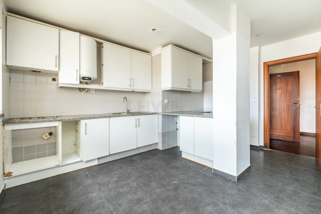 Apartamento T3 para Venda em Caniço Foto 17
