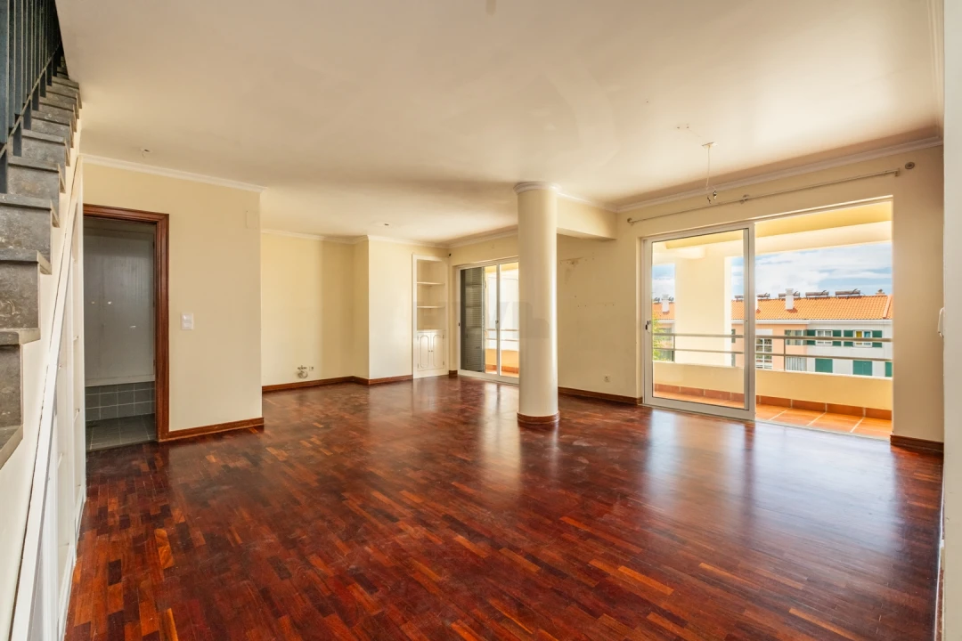 Apartamento T3 para Venda em Caniço Foto 20
