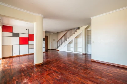 Apartamento T3 para Venda em Caniço