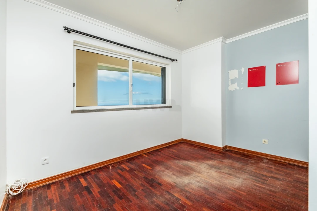 Apartamento T3 para Venda em Caniço Foto 6