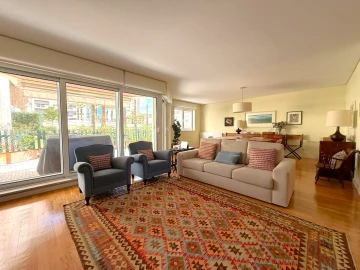 Apartamento T4 para Venda em Aldoar, Foz do Douro e Nevogilde