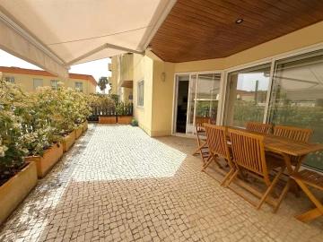 Apartamento T4 para Venda em Aldoar, Foz do Douro e Nevogilde