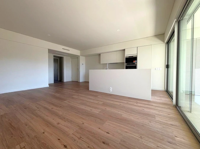 Apartamento T2 para Arrendamento em Ramalde Foto 5