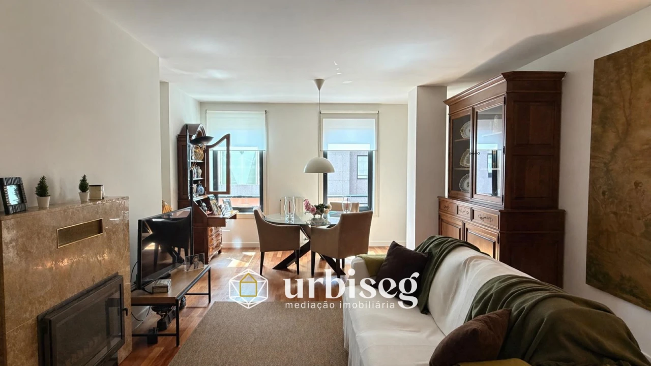 Apartamento T3 para Venda em Buarcos Foto 8