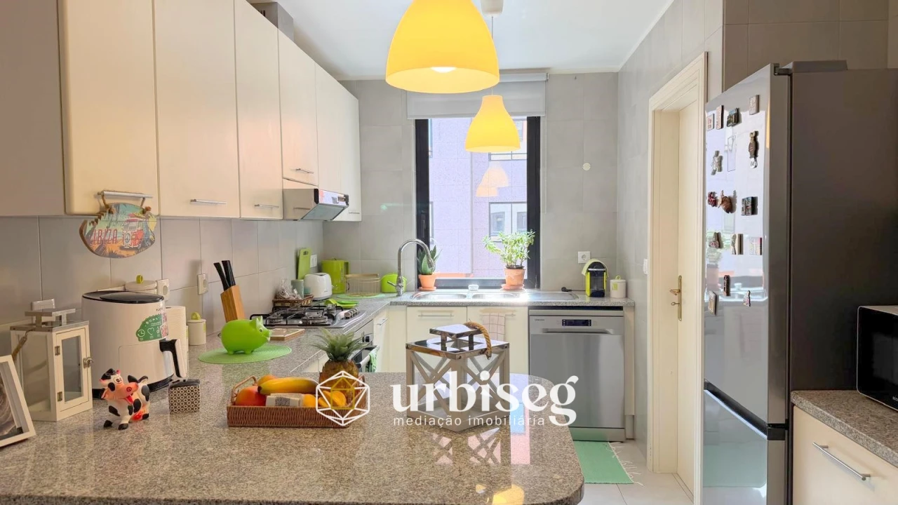 Apartamento T3 para Venda em Buarcos Foto 3