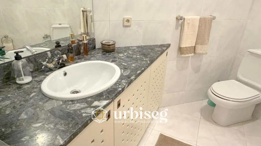 Apartamento T3 para Venda em Buarcos Foto 26