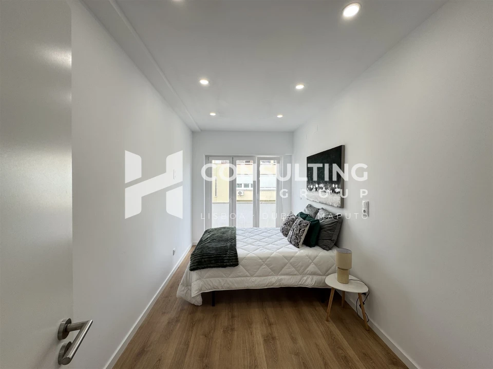 Apartamento T3 para Venda em Benfica Foto 22
