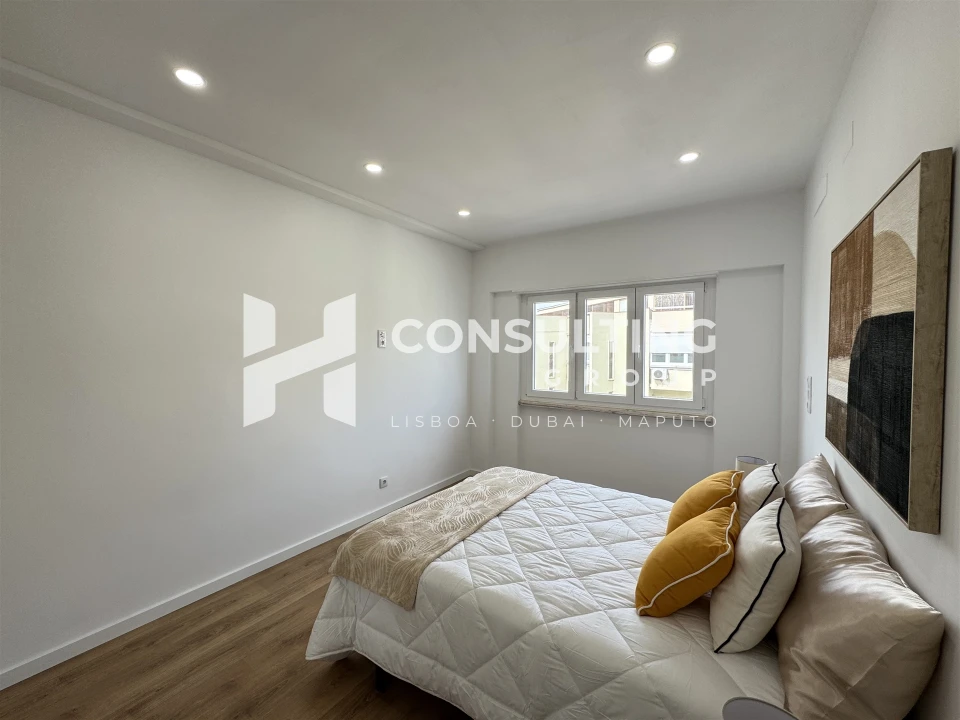 Apartamento T3 para Venda em Benfica Foto 19