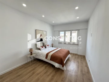 Apartamento T3 para Venda em Benfica