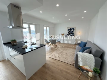Apartamento T3 para Venda em Benfica