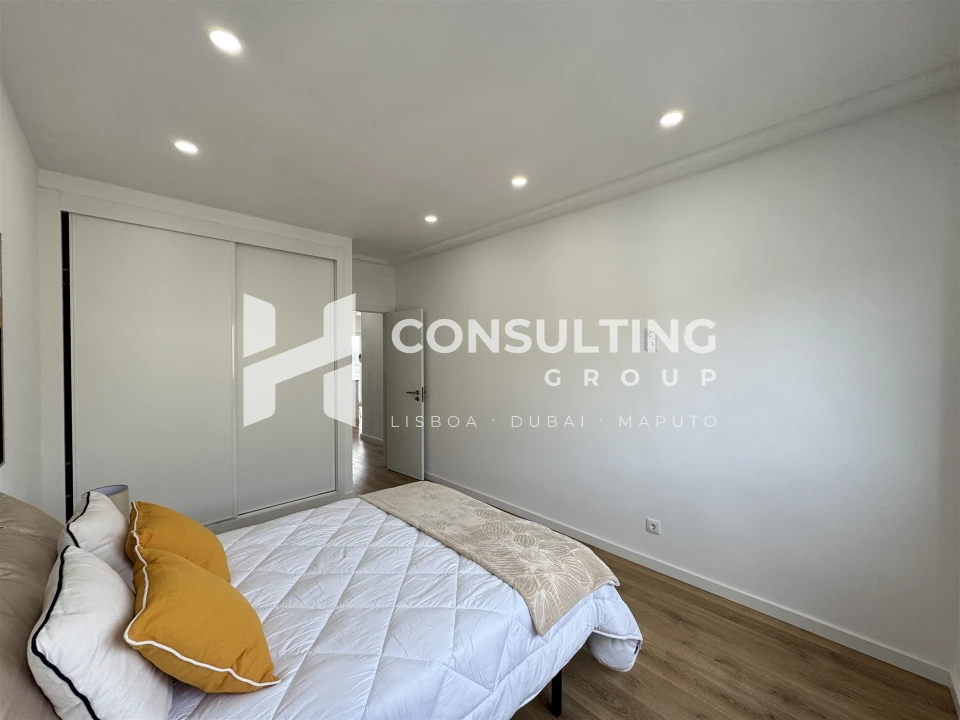 Apartamento T3 para Venda em Benfica Foto 21