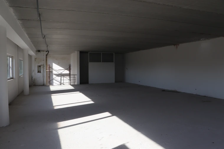 Armazém para Venda em Selho São Lourenço e Gominhães Foto 3