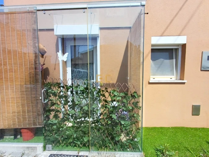 Moradia T1 para Venda em Tavarede Foto 3