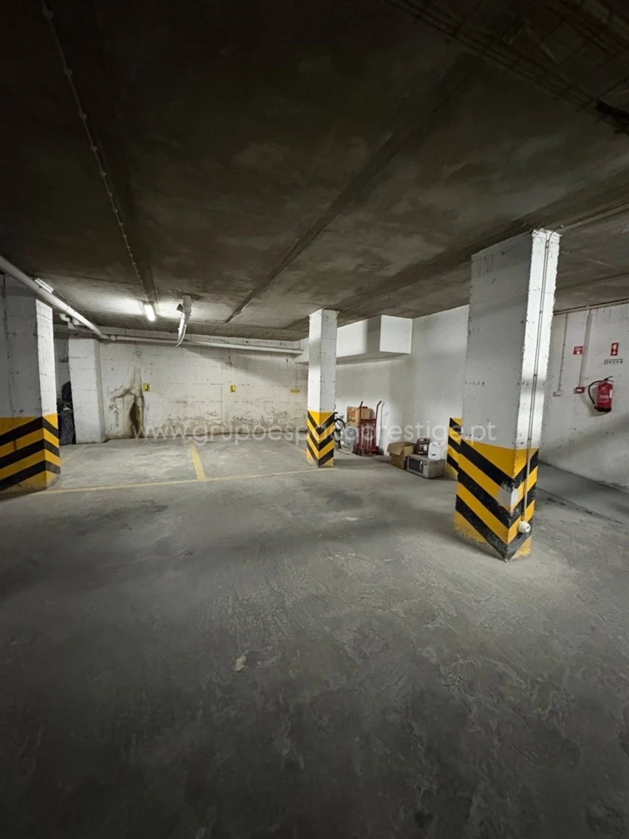 Garagem para Venda em Moncarapacho e Fuseta Foto 1