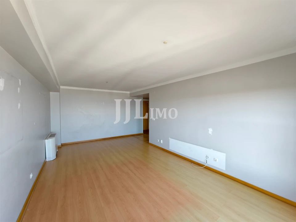 Apartamento T2 para Venda em Parque das Nações Foto 7