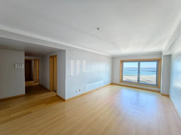 Apartamento T2 para Venda em Parque das Nações