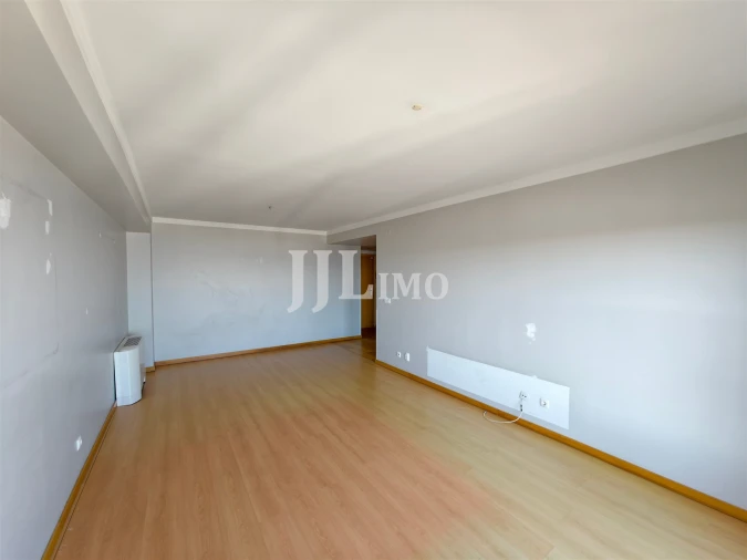 Apartamento T2 para Venda em Parque das Nações Foto 7