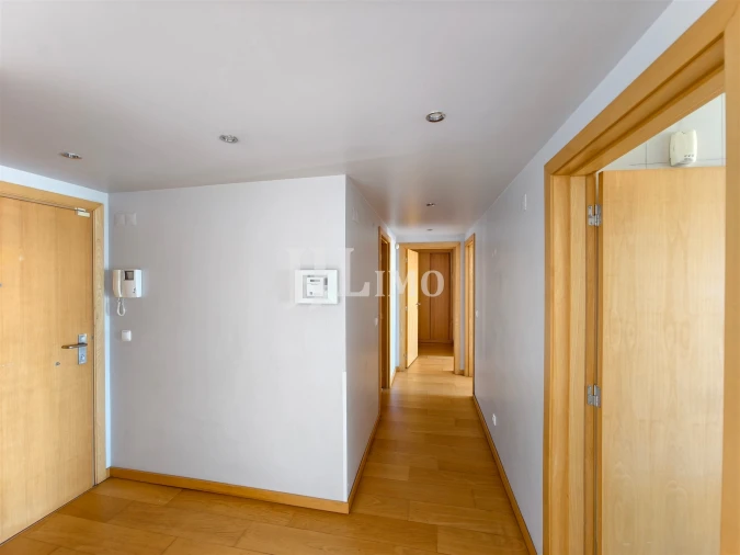 Apartamento T2 para Venda em Parque das Nações Foto 10