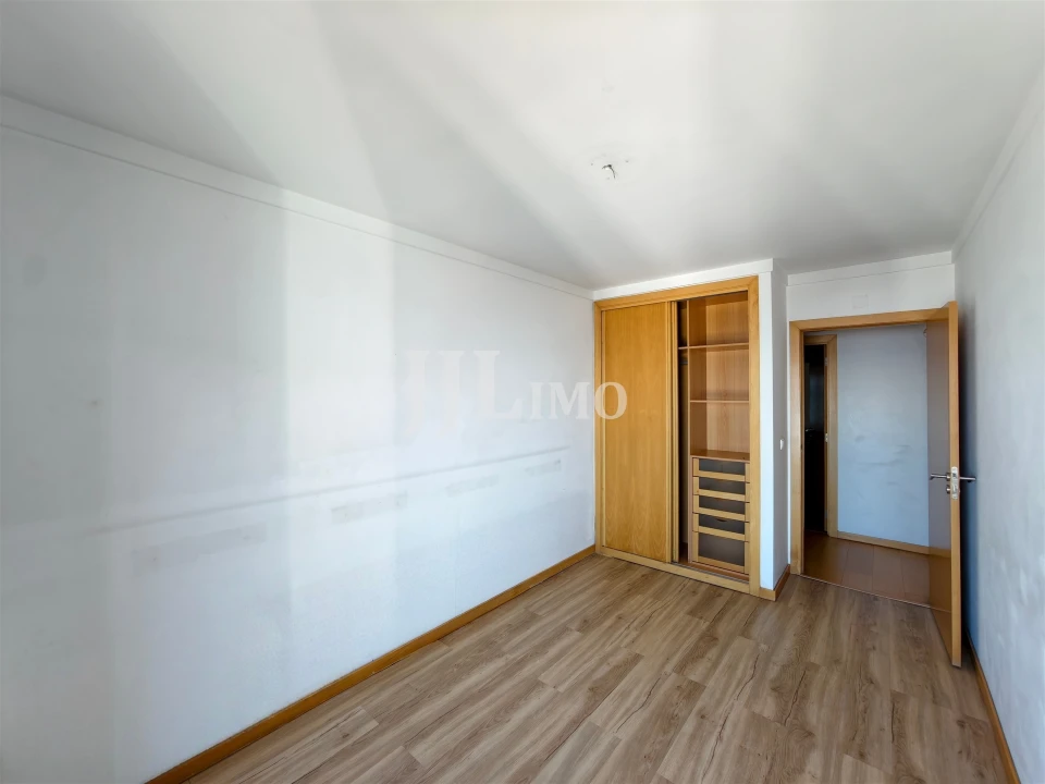 Apartamento T2 para Venda em Parque das Nações Foto 14