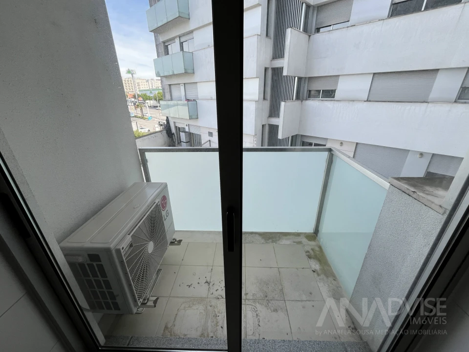 Apartamento T3 para Arrendamento em Viseu Foto 11