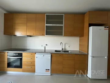Apartamento T3 para Arrendamento em Viseu