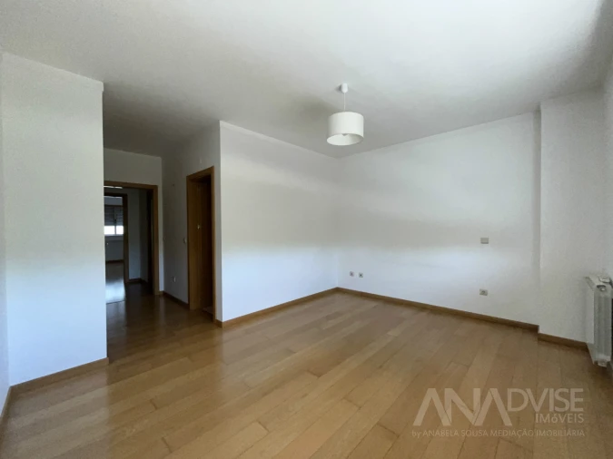 Apartamento T3 para Arrendamento em Viseu Foto 21