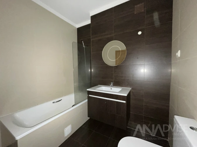 Apartamento T3 para Arrendamento em Viseu Foto 23