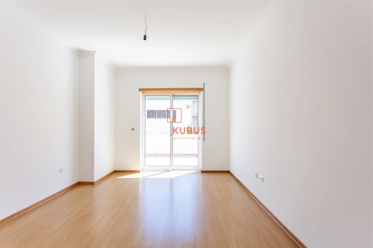 Apartamento T4 para Arrendamento em Nossa Sra de Fatima Foto 12