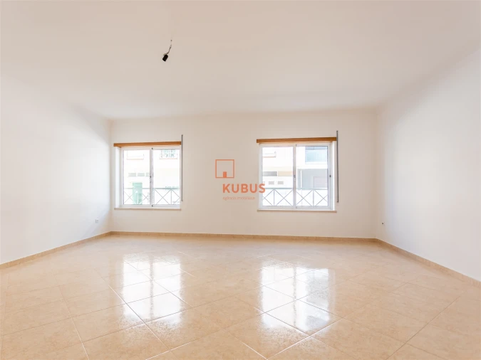 Apartamento T4 para Arrendamento em Nossa Sra de Fatima Foto 6