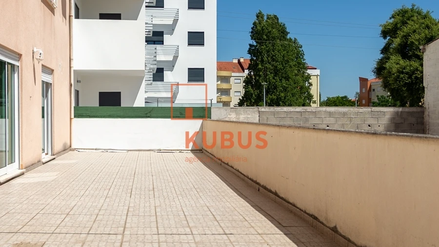 Apartamento T4 para Arrendamento em Nossa Sra de Fatima