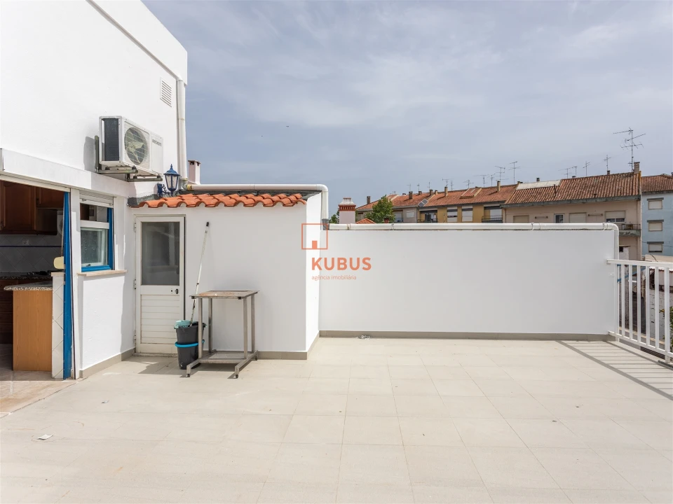 Moradia T3 para Venda em Nossa Sra de Fatima Foto 2