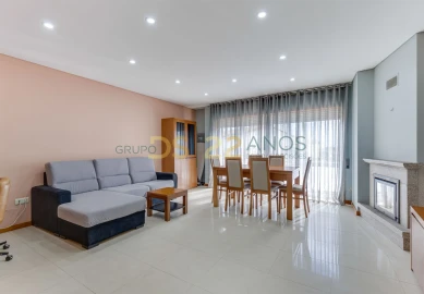 Apartamento T2 para Venda em Touguinha e Touguinhó