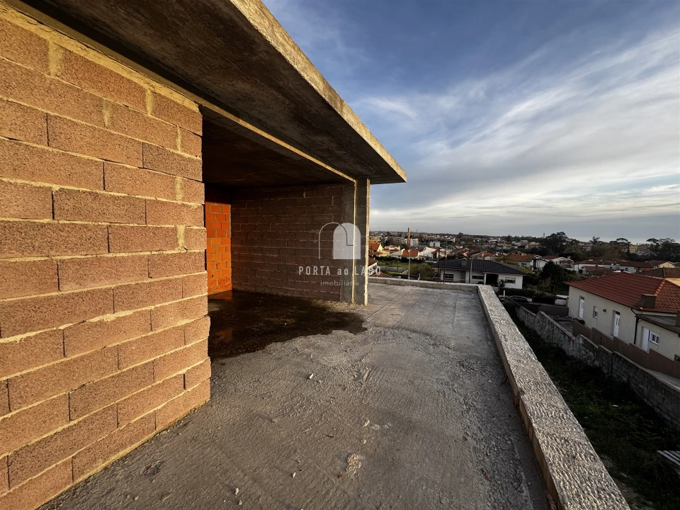 Moradia T4 para Venda em Canidelo Foto 2